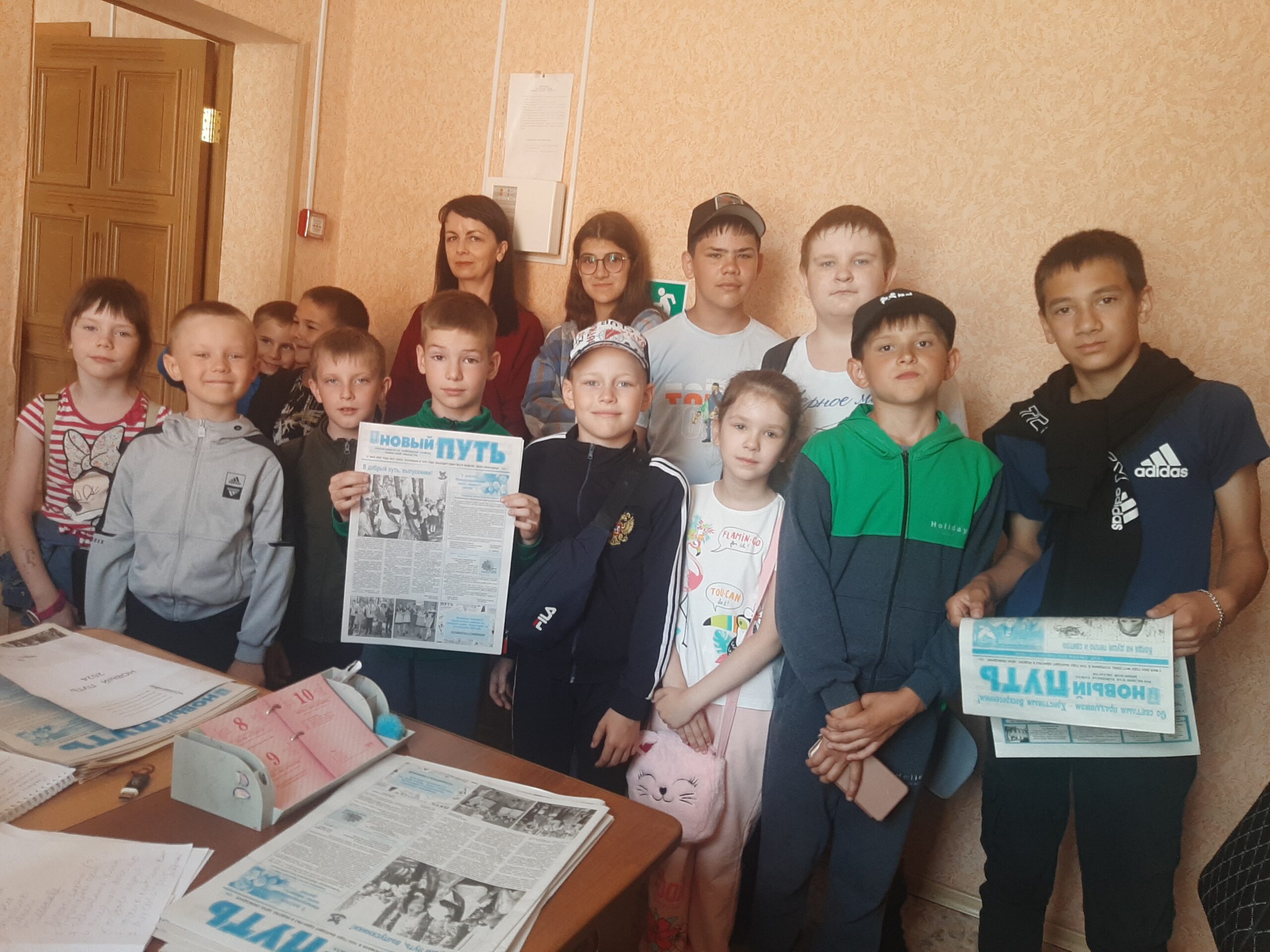 Рогнединские школьники в рамках «Дня профессий» учились делать газету