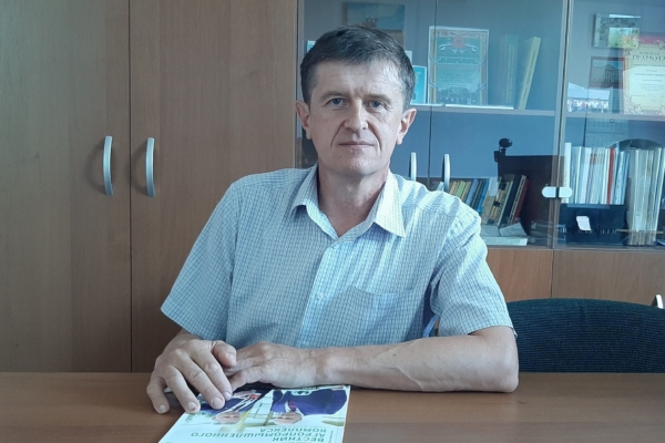 Жители Рогнединского района продолжают делиться  своим мнением о службе по контракту