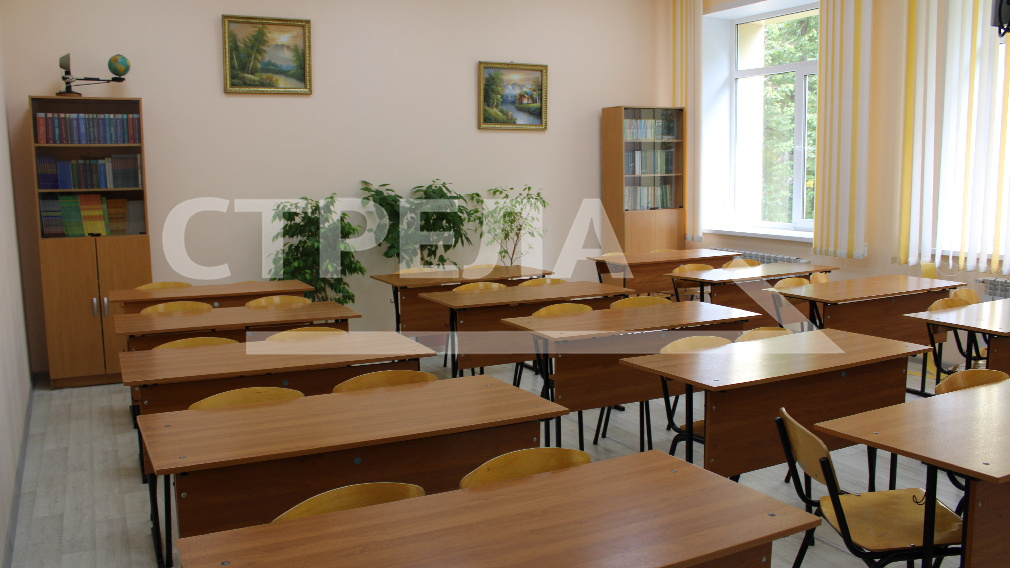 В образовательные организации Брянской области с 1 сентября придут двести молодых учителей