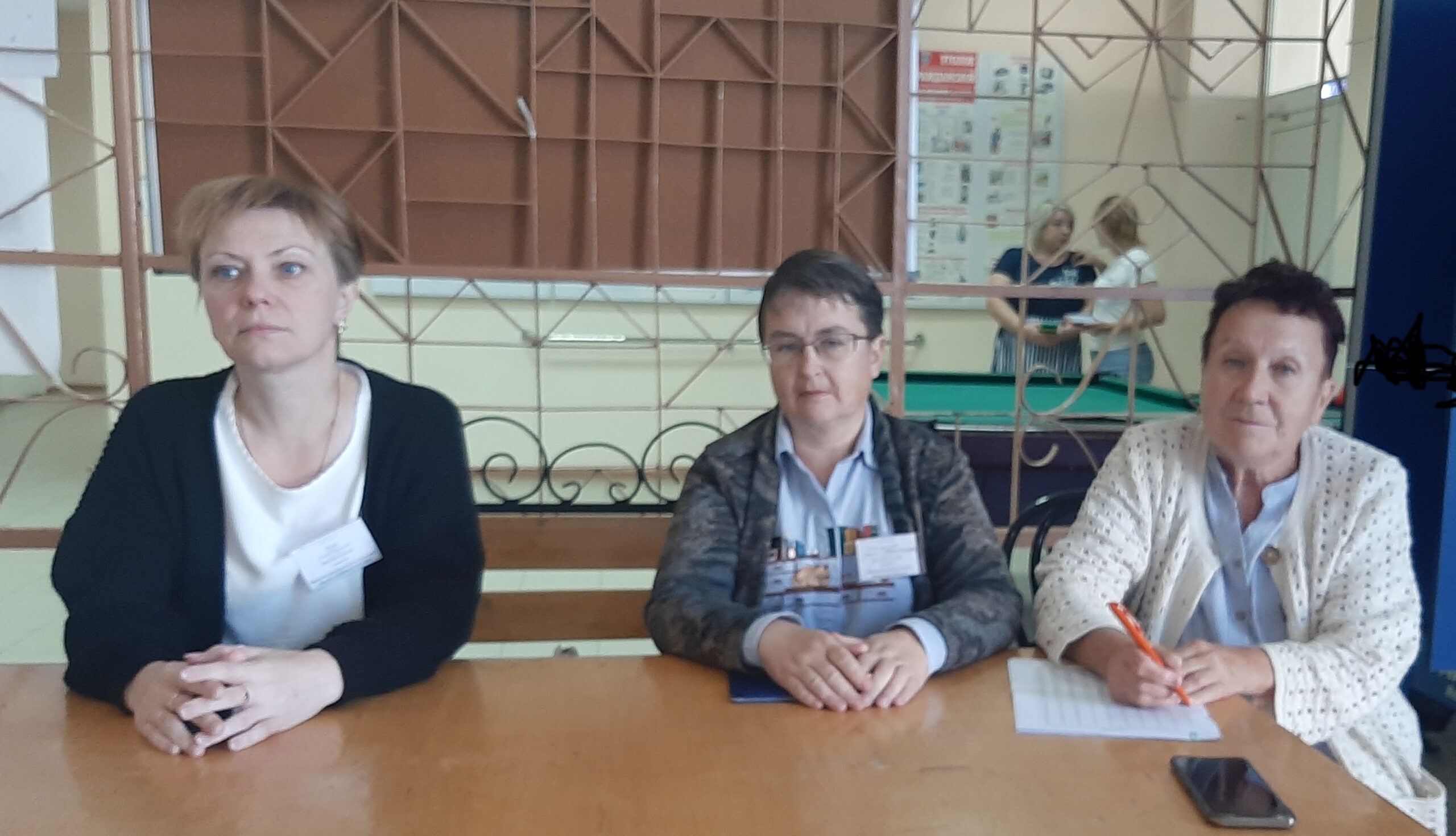 В Рогнединском районе за ходом избирательного процесса следят наблюдатели