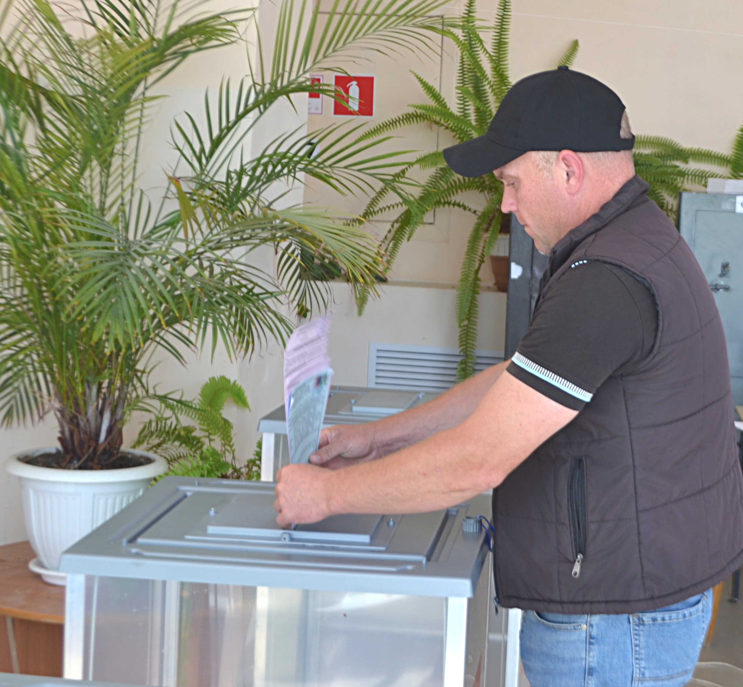 Избирательный процесс в Рогнедино проходит организованно и спокойно