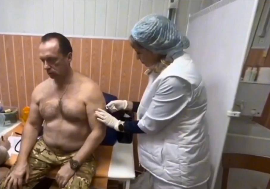 Весь личный состав отряда «БАРС – Брянск» прошёл вакцинацию от гриппа