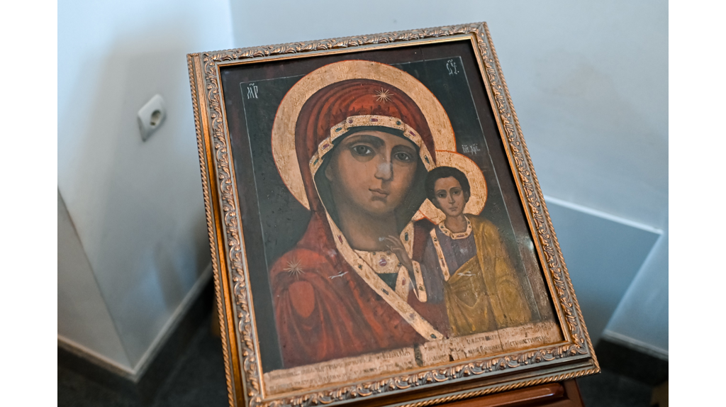 В Брянскую область  возвращена старинная Казанская икона Богородицы