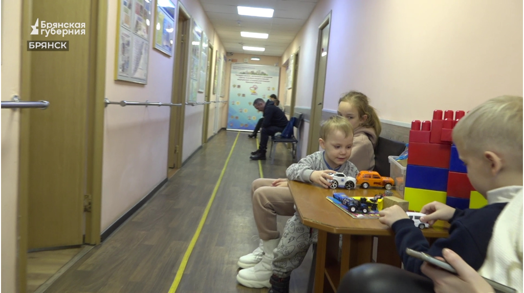 Мария Львова-Белова побывала в центре психолого-педагогической помощи Брянской области