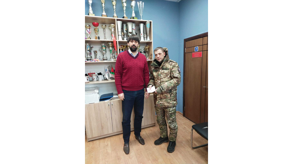 Золотой знак ГТО торжественно вручили бойцу «БАРС-Брянск» Игорю Ивкину