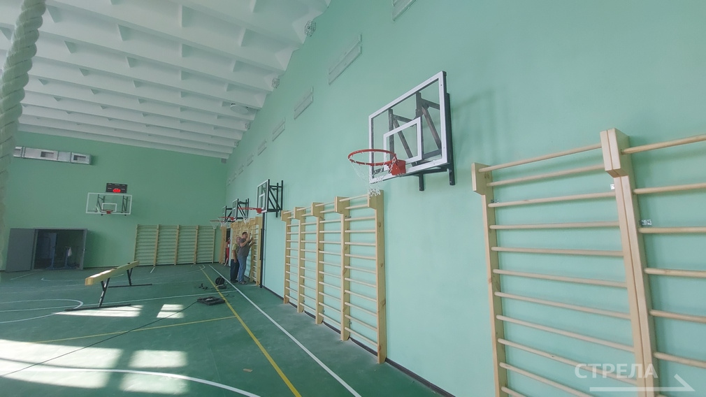 На Брянщине с 2014 года капитально отремонтировали 111 спортзалов школ