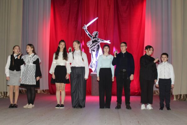 В брянской Суземке отметили День разгрома фашистских войск под Сталинградом