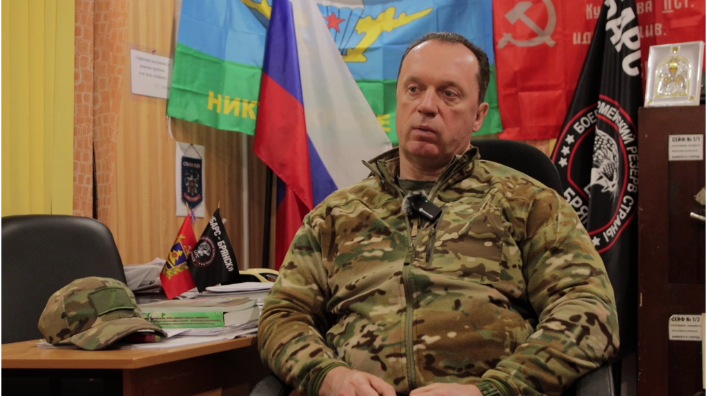 Командир отряда «БАРС-Брянск» Сергей Антошин пожелал скорейшего выздоровления раненому бойцу