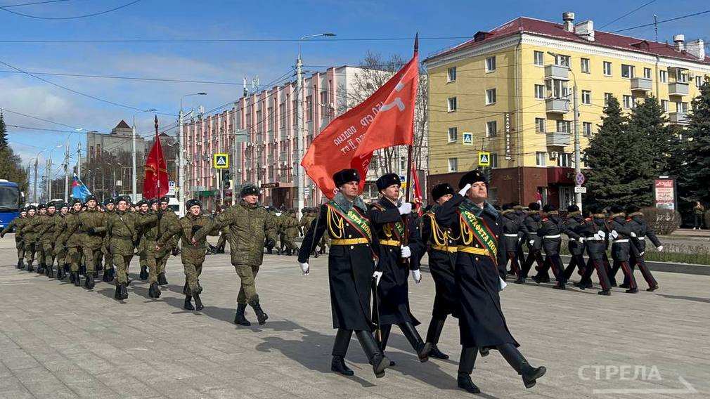 В Брянске прошла торжественная церемония старта этапа Эстафеты Победы