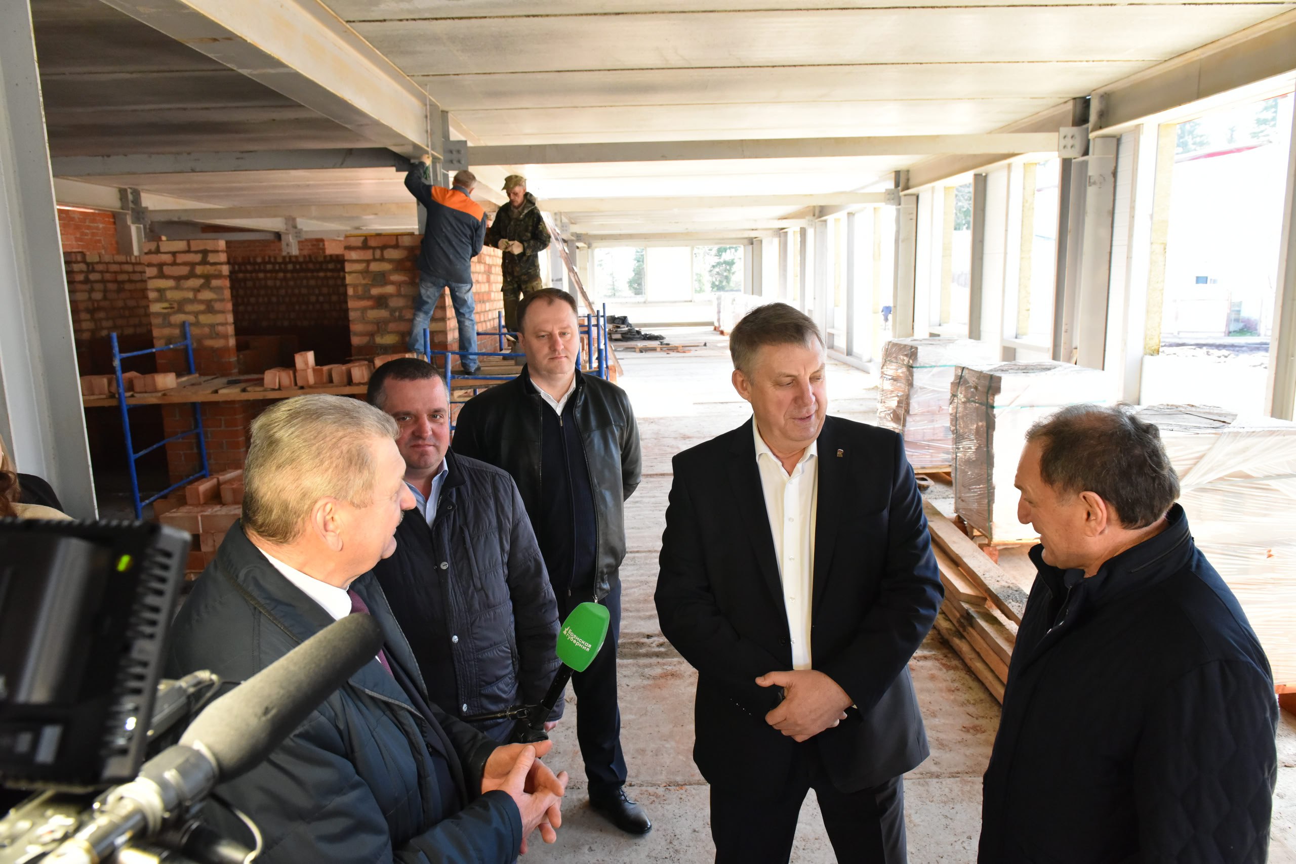 На Брянщине в 2025 году появятся десять новых ФОКов с бассейнами