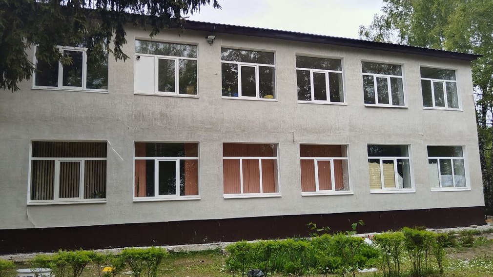 В Выгоничском районе по нацпроекту проводят ремонт Кокинской школы