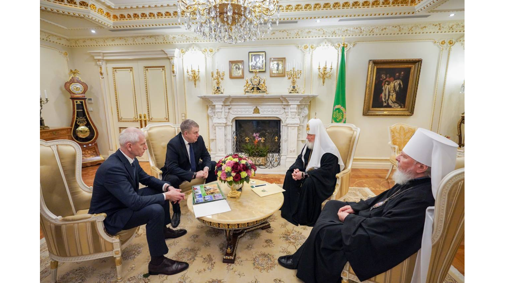 Губернатор Брянской области рассказал главе РПЦ Кириллу о строительстве храма в Меленске