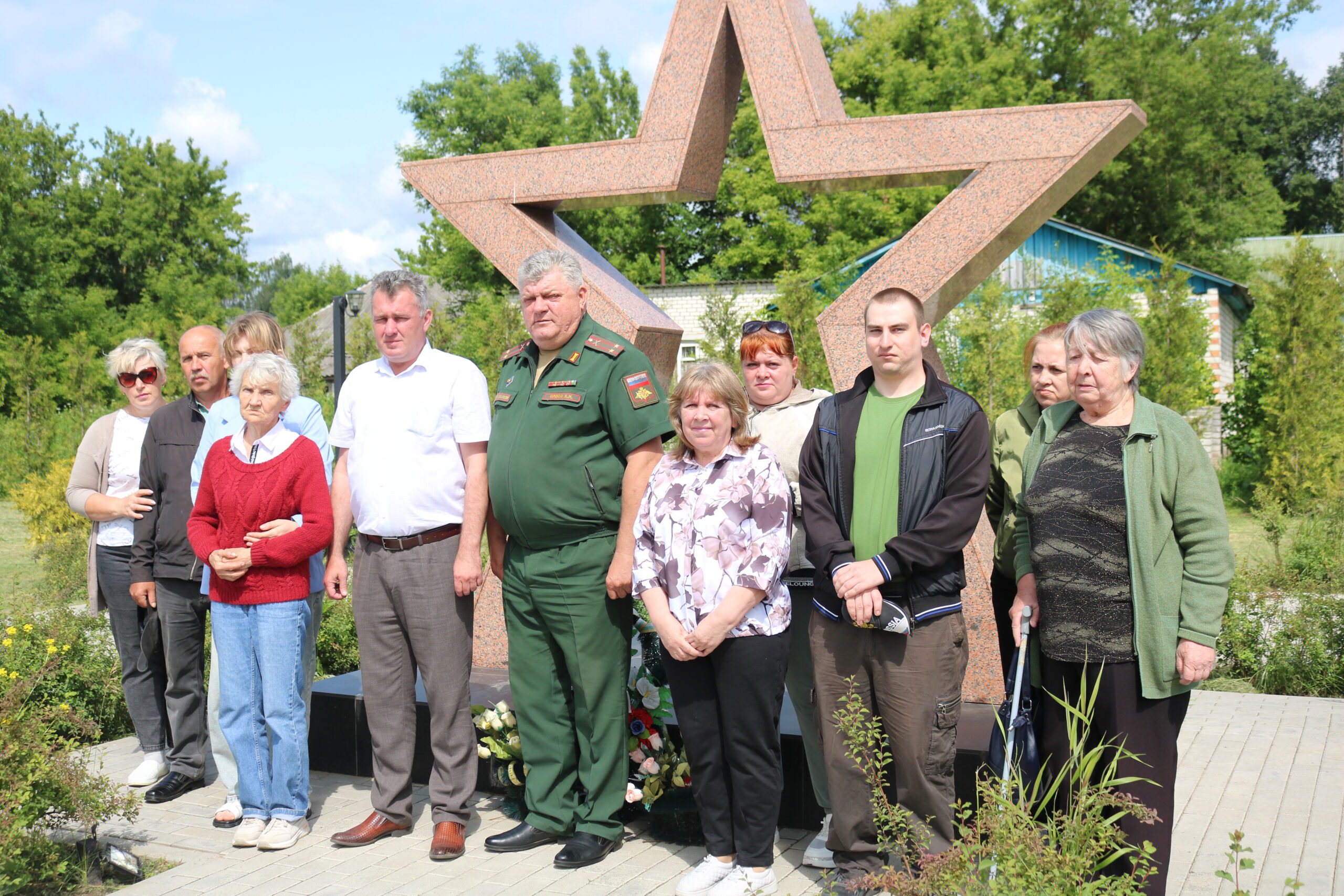 В Рогнединском районе вручены награды родственникам погибших в зоне СВО