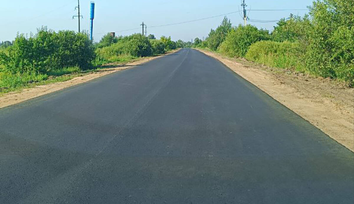 В брянской Суземке обновили дорожное покрытие на объездной дороге