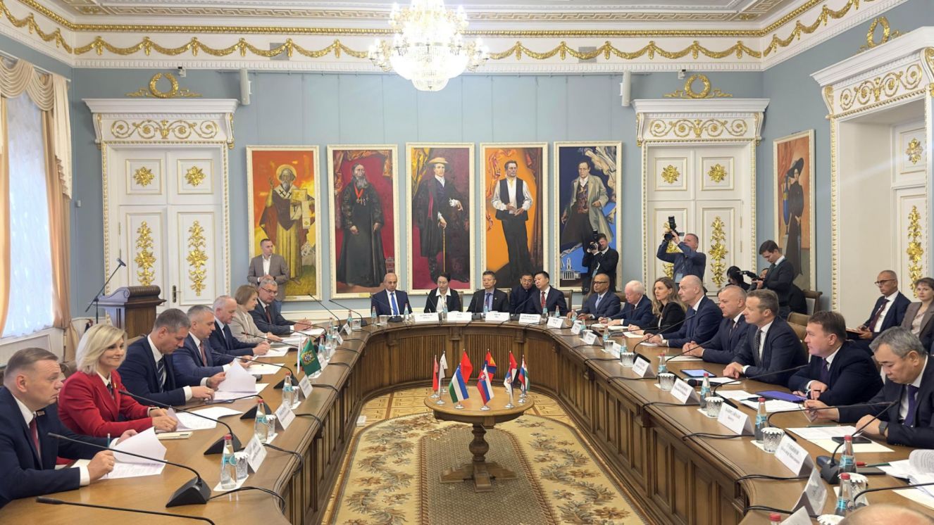 Делегация Брянской области на форуме в Гомеле укрепила экономическое и братское сотрудничество с Беларусью