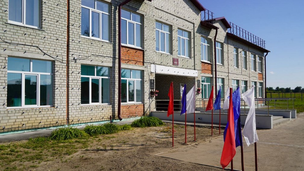 В Погарском районе отремонтировали Гриневскую школу