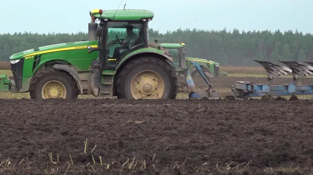 В хозяйствах Брянской области завершили осеннюю посевную кампанию