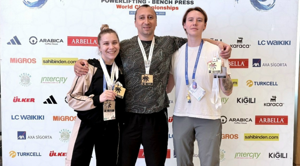 Брянцы с нарушением зрения завоевали три золота на чемпионате мира по пауэрлифтингу