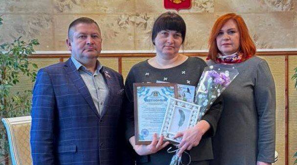 В Гордеевском районе вручили очередной сертификат на областной материнский капитал