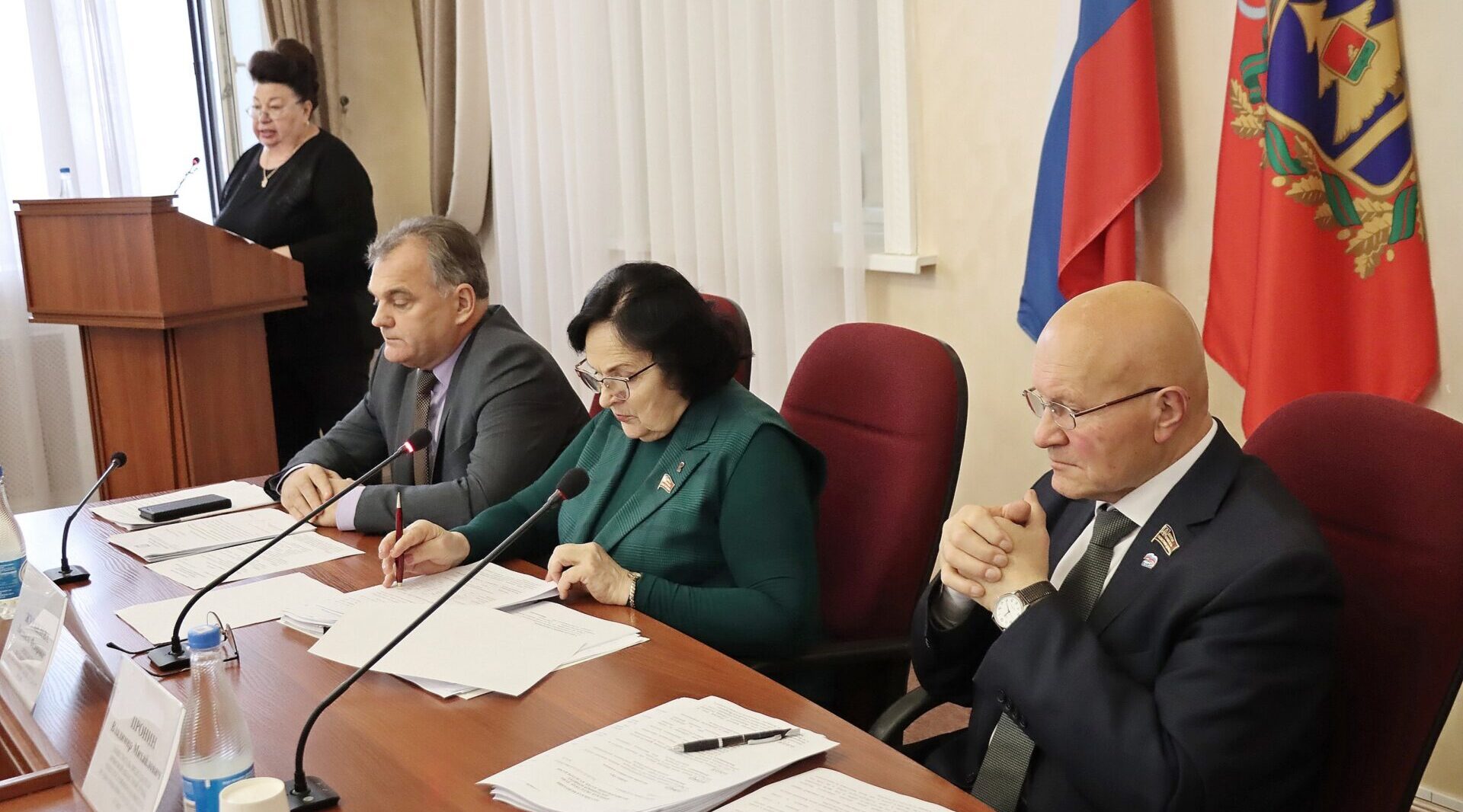 Брянские депутаты поддержали финансирование сфер образования, науки, культуры и СМИ