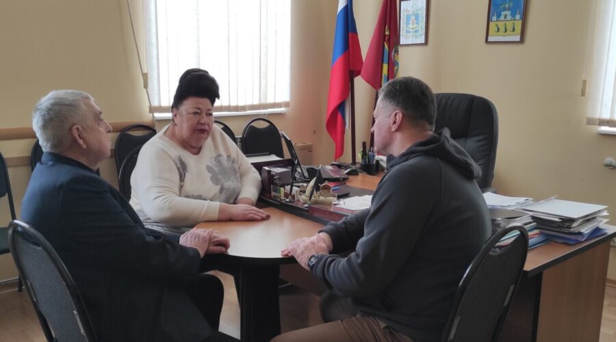 В Трубчевске с рабочим визитом побывала замгубернатора Брянской области Галина Петушкова