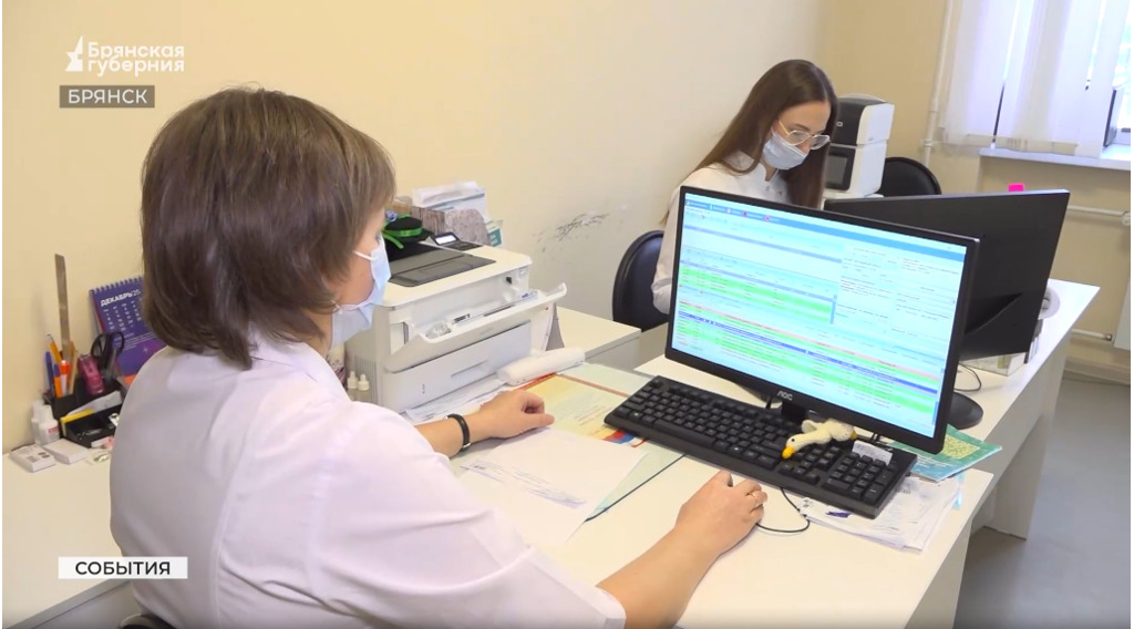 Жители Брянска в новогодние праздники могут пройти диспансеризацию