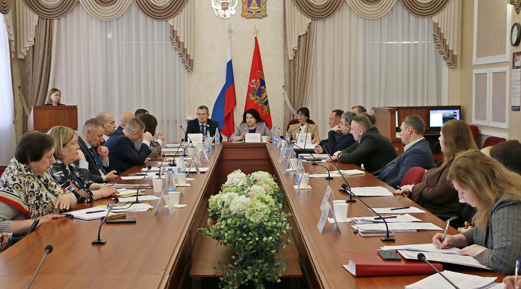 В брянских школах создали 42 мурала проекта «Лица Героев»