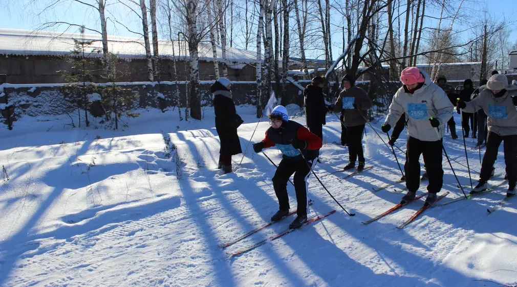В Климово прошло спортивно-массовое мероприятие «Климовская Лыжня-2026»