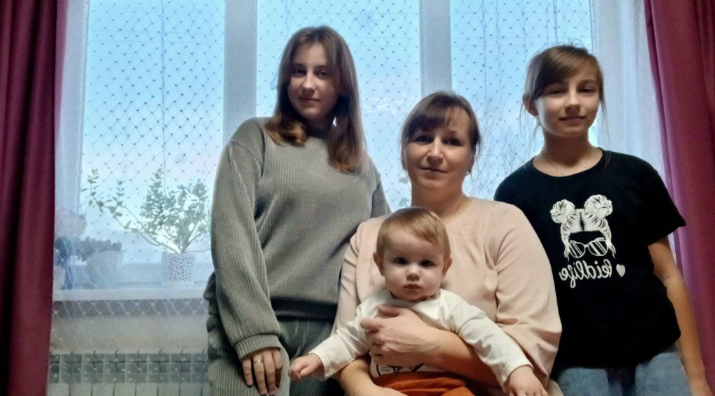 Многодетная семья из глубинки за маткапитал купила квартиру в Брянске