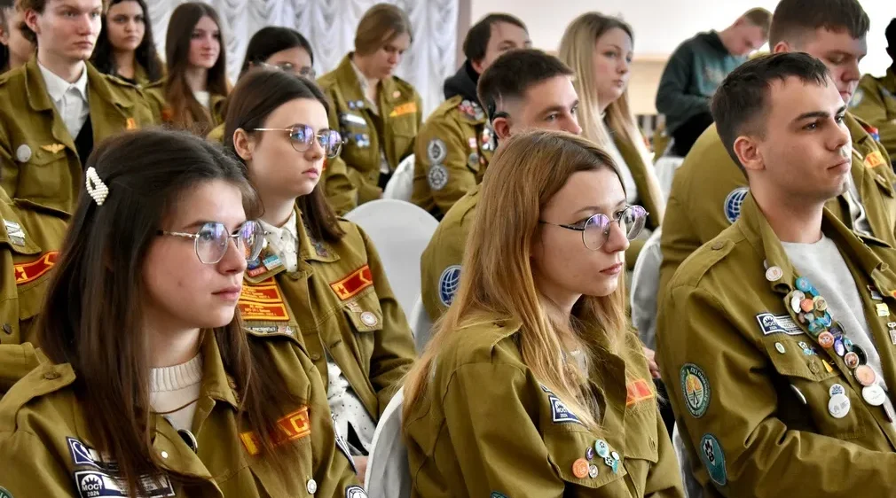 В Брянске стартовал карьерный форум «От студотряда к профессии»