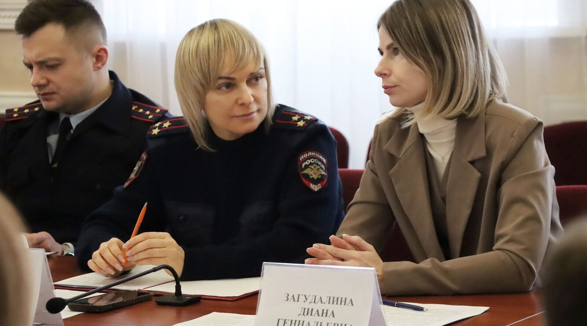 В Брянской облдуме внесли изменения в состав Молодежного парламента