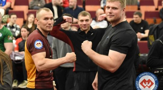 Брянские спортсмены приняли участие в чемпионате России по армрестлингу