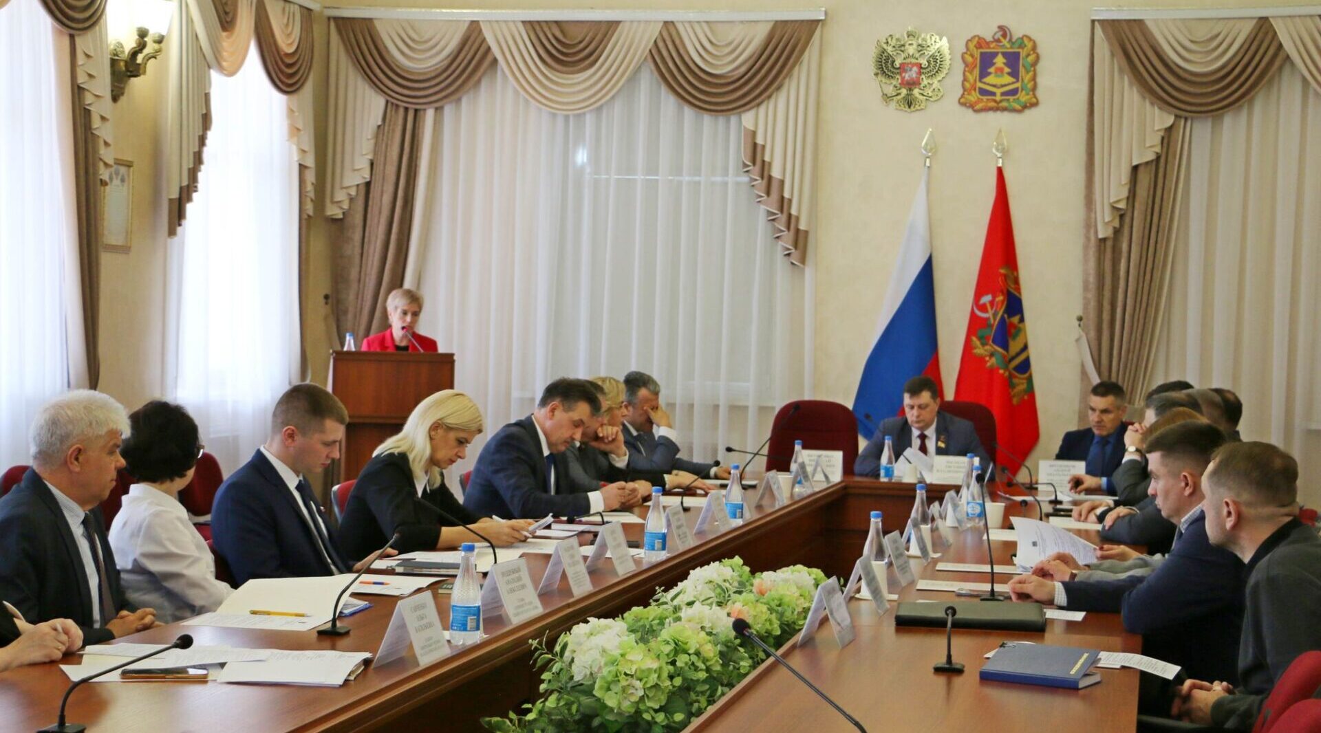 Брянские депутаты обсудили организацию расширенной диспансеризации ветеранов СВО