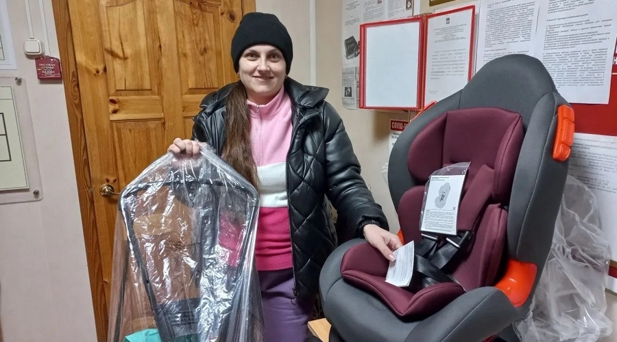 В брянской Суземке работает бесплатный пункт проката детских товаров