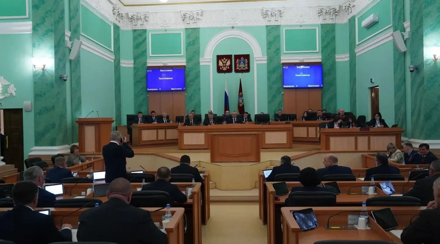 Брянские дети-сироты, участвовавшие в СВО, получили приоритетное право на получение жилья