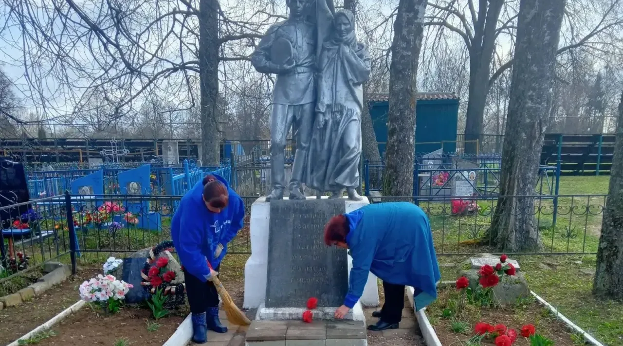 В Рогнединском районе прошел Всероссийский субботник