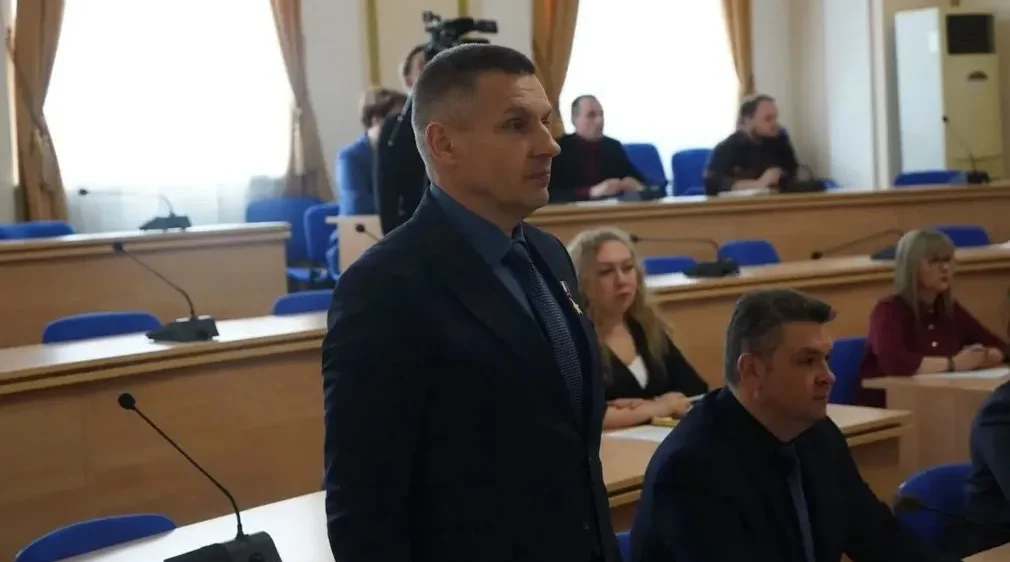 Губернатор Брянской области представил правительству региона своего нового заместителя