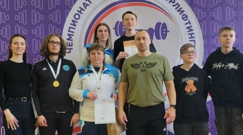 Брянские спортсмены успешно выступили на чемпионате России по пауэрлифтингу среди слепых
