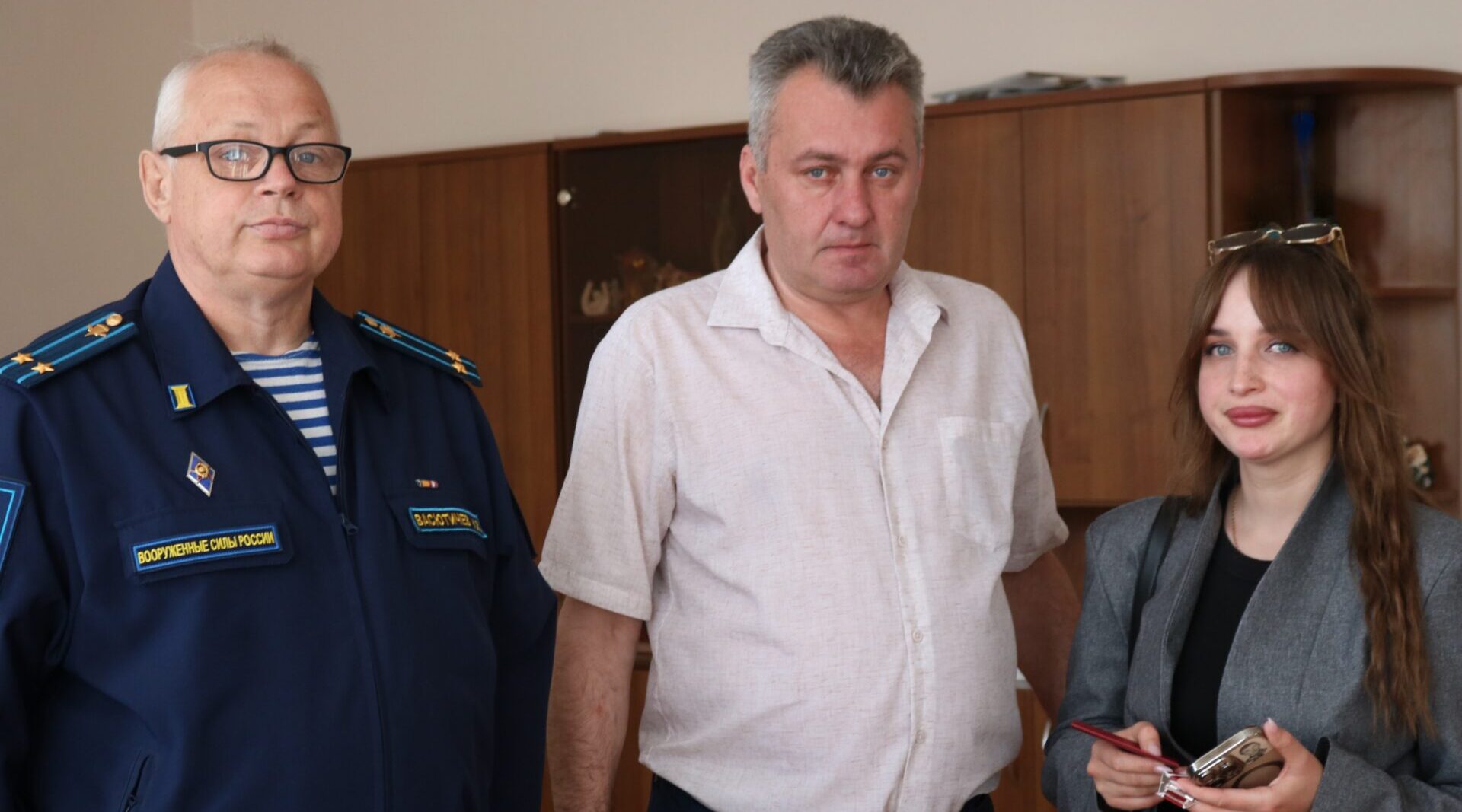 В Рогнединском районе провели вручение госнаград семьям погибших участников СВО
