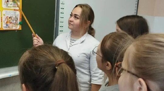 В Брянской городской детской поликлинике №2 для школьников проходят интерактивные занятия