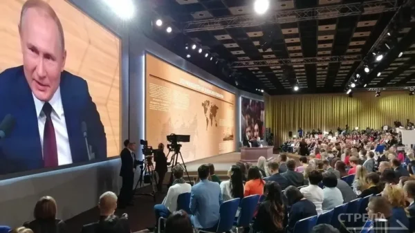 Президент Путин считает перезахоронение нацистов на Украине пропагандой нацизма