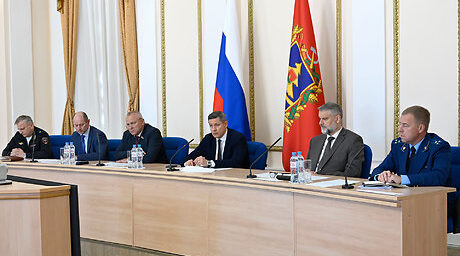 Егор Ковальчук провел заседание по обеспечению правопорядка в Брянской области