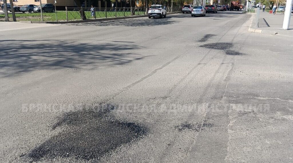В Брянске обновили более 20 400 квадратных метров дорожного покрытия
