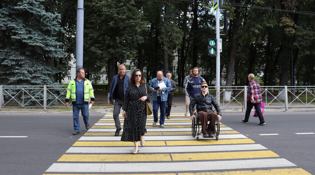 В Брянске завершают капитальный ремонт дороги на улице Советской